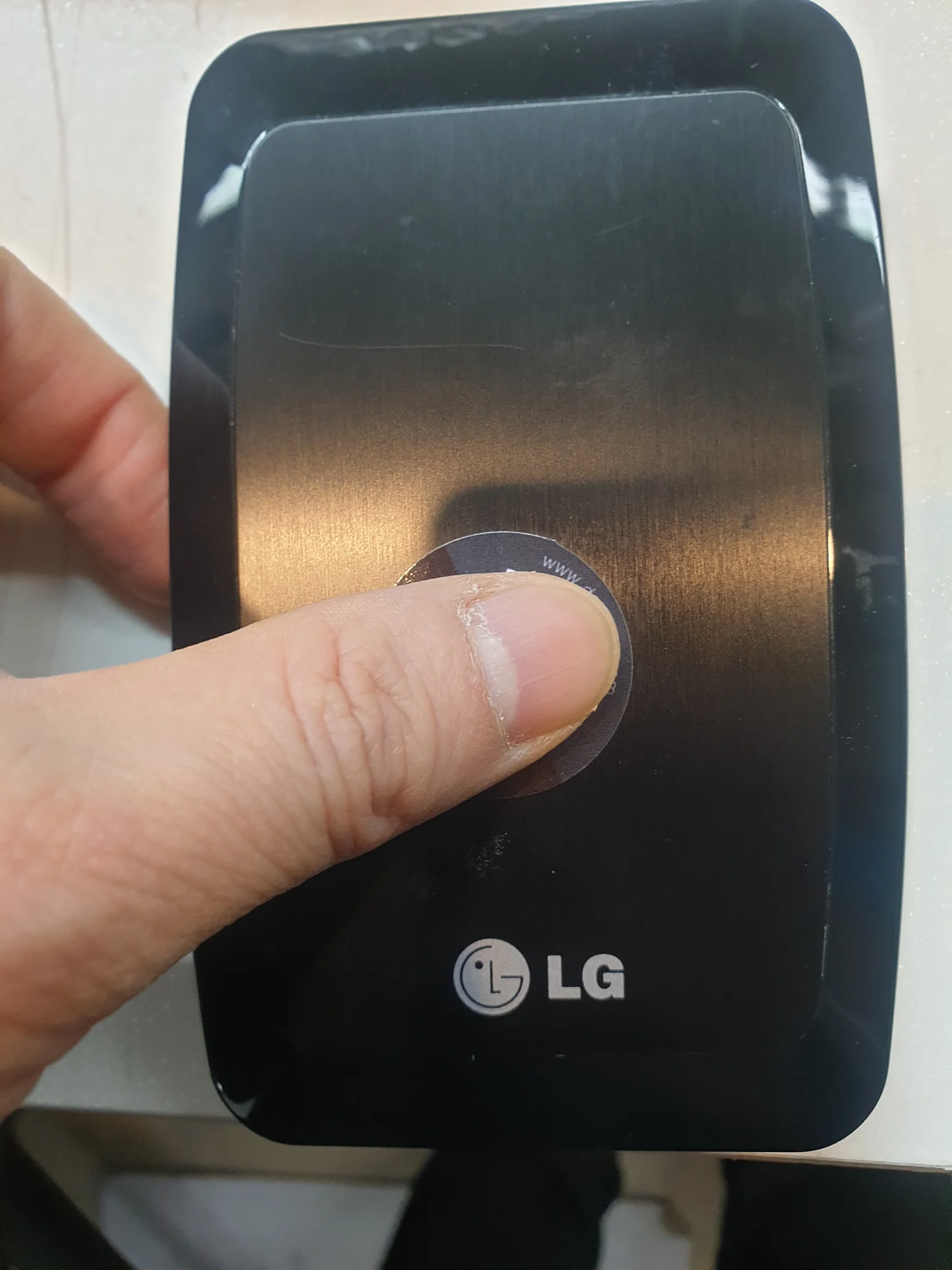 복구 대상 LG XD2 USB 외장하드의 외관